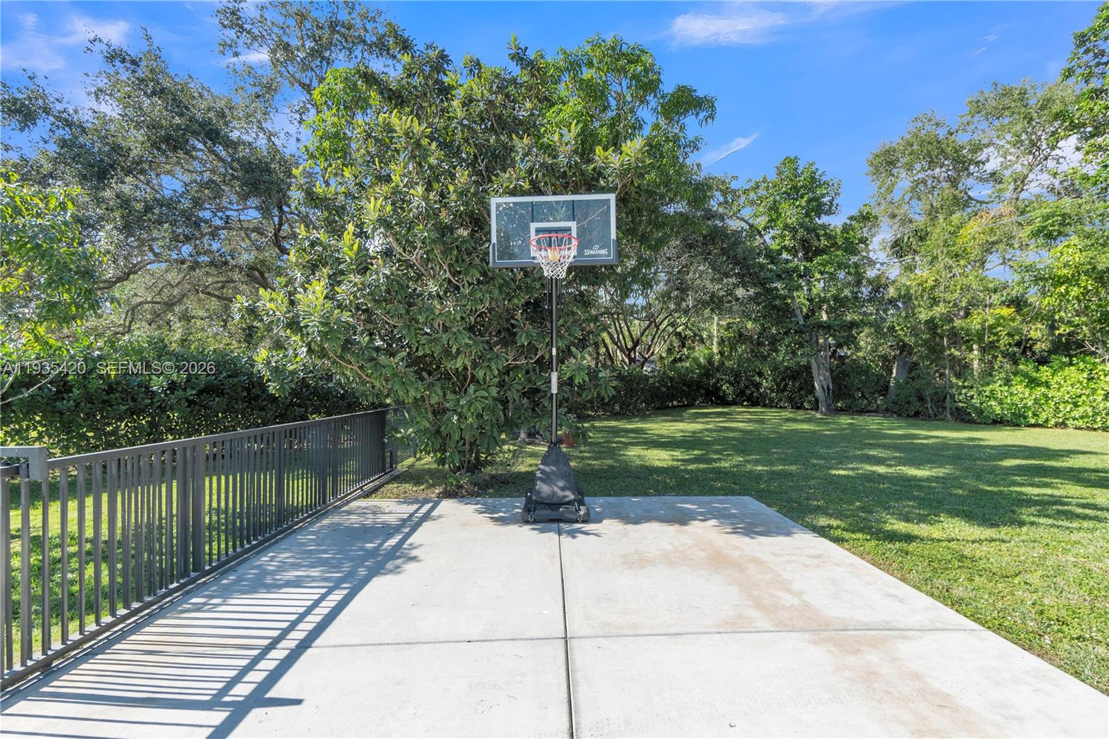 7465 SW 135th St Pinecrest, FL 33156