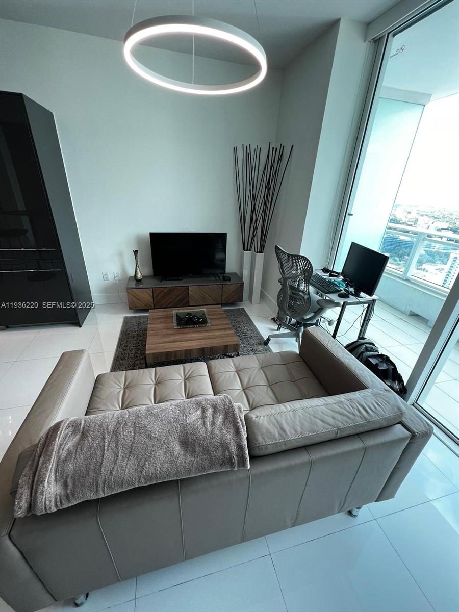 image The Bond on Brickell5