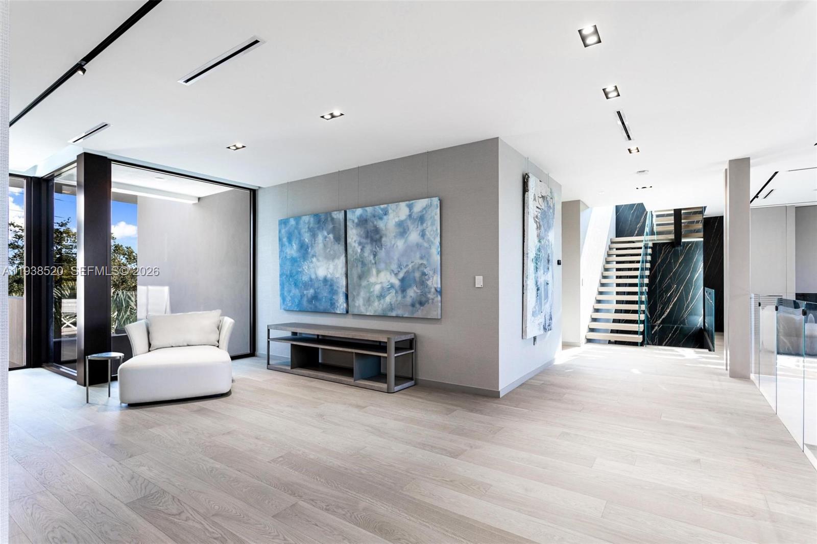 13000 N Bayshore Dr North Miami, FL 33181