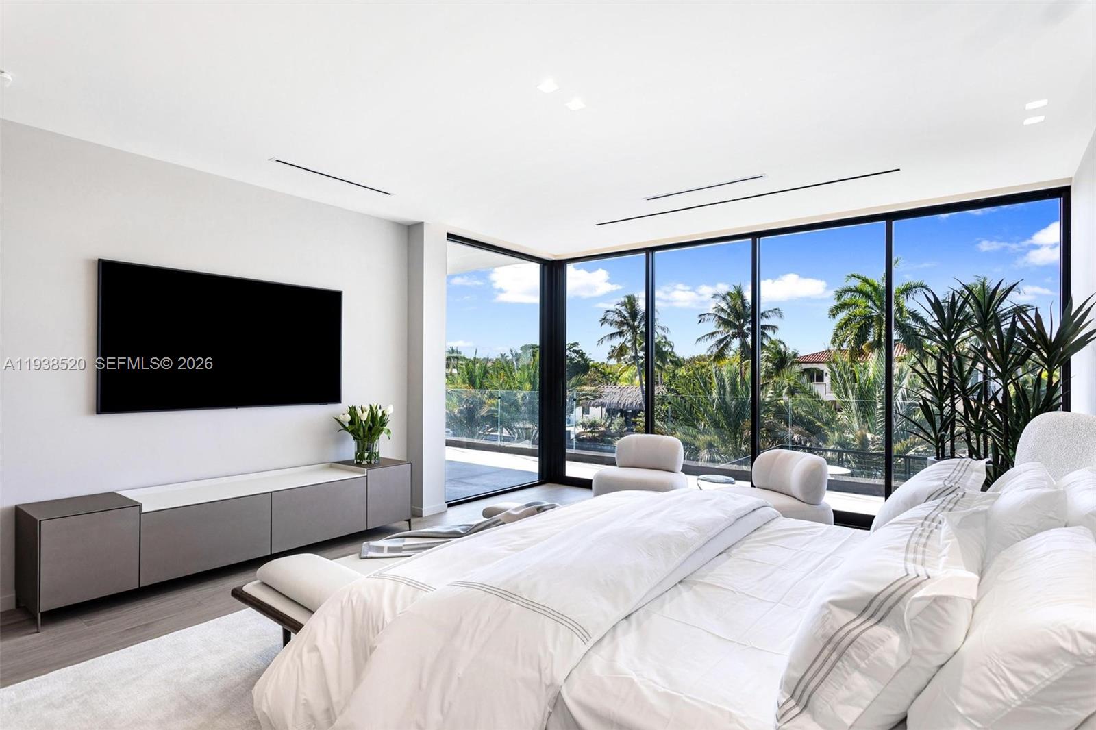 13000 N Bayshore Dr North Miami, FL 33181