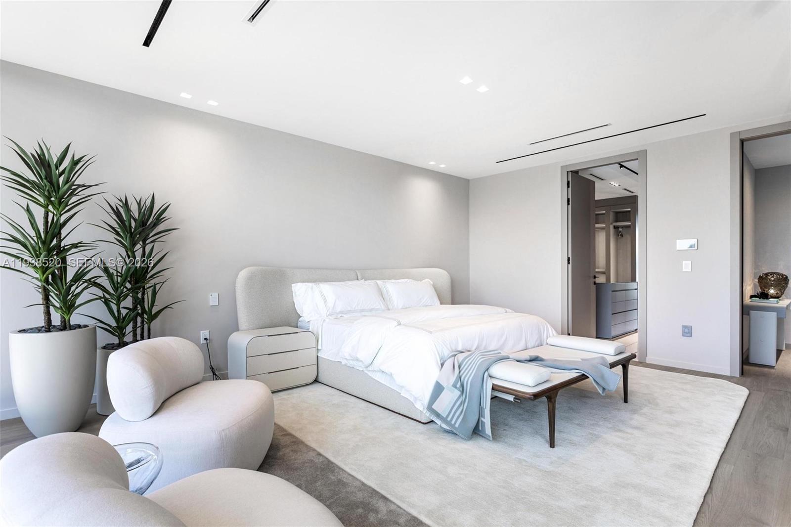 13000 N Bayshore Dr North Miami, FL 33181