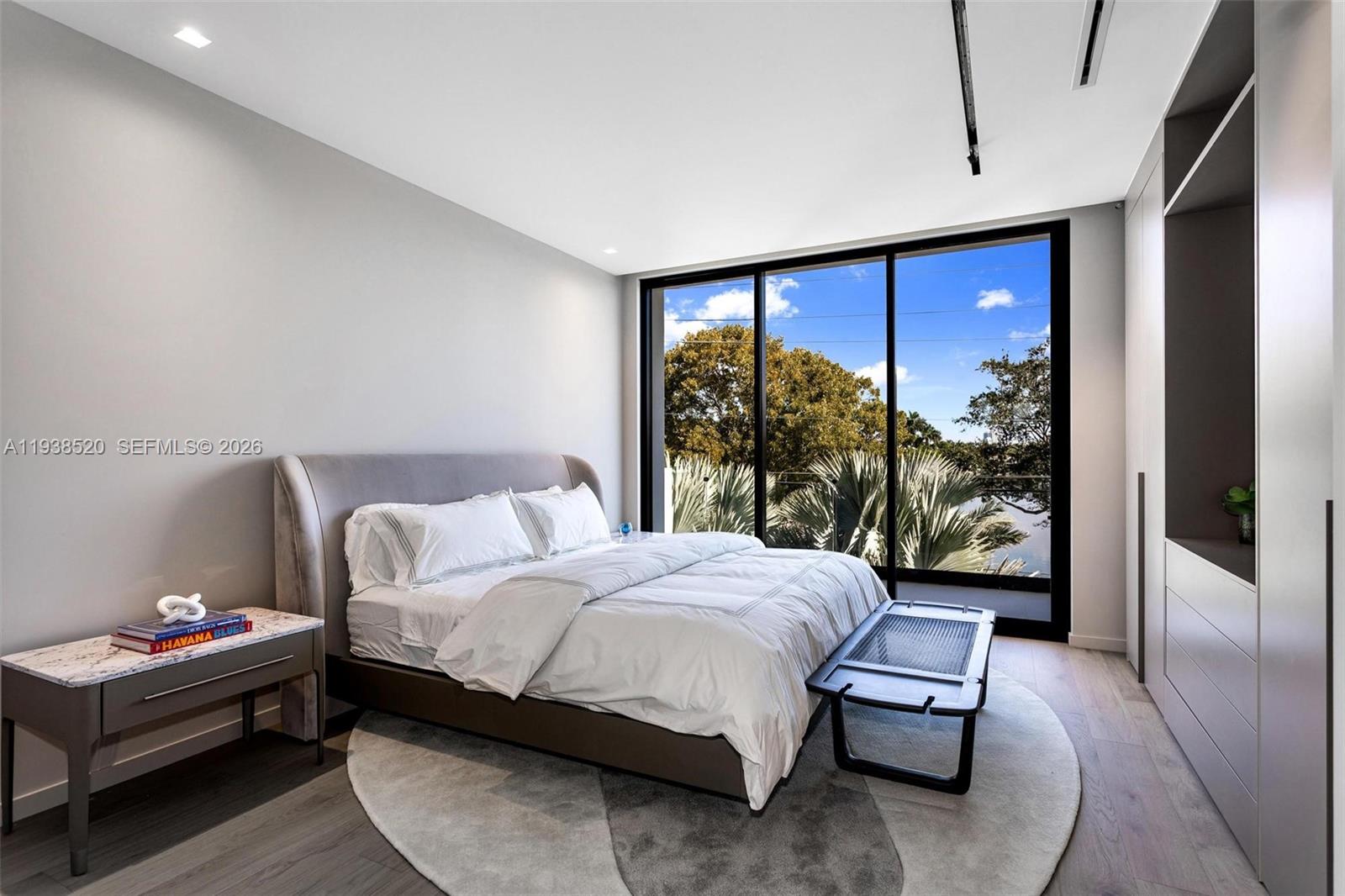 13000 N Bayshore Dr North Miami, FL 33181