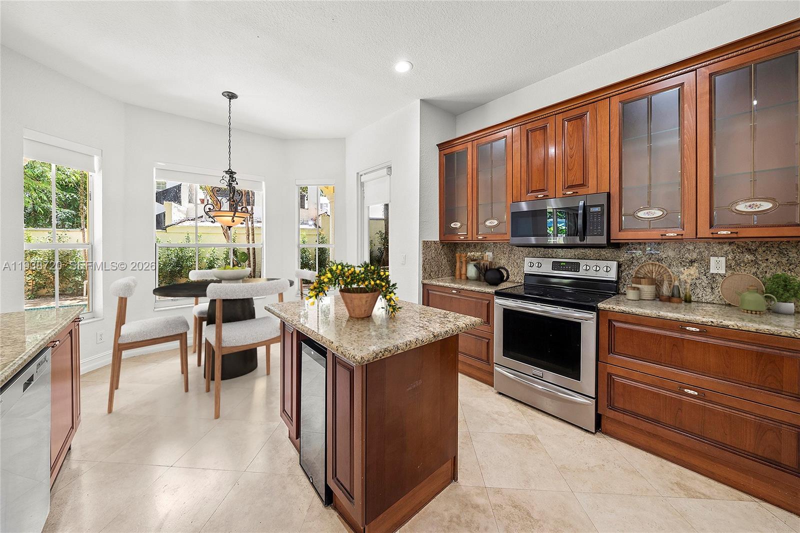 3211 Morris Ln Miami, FL 33133