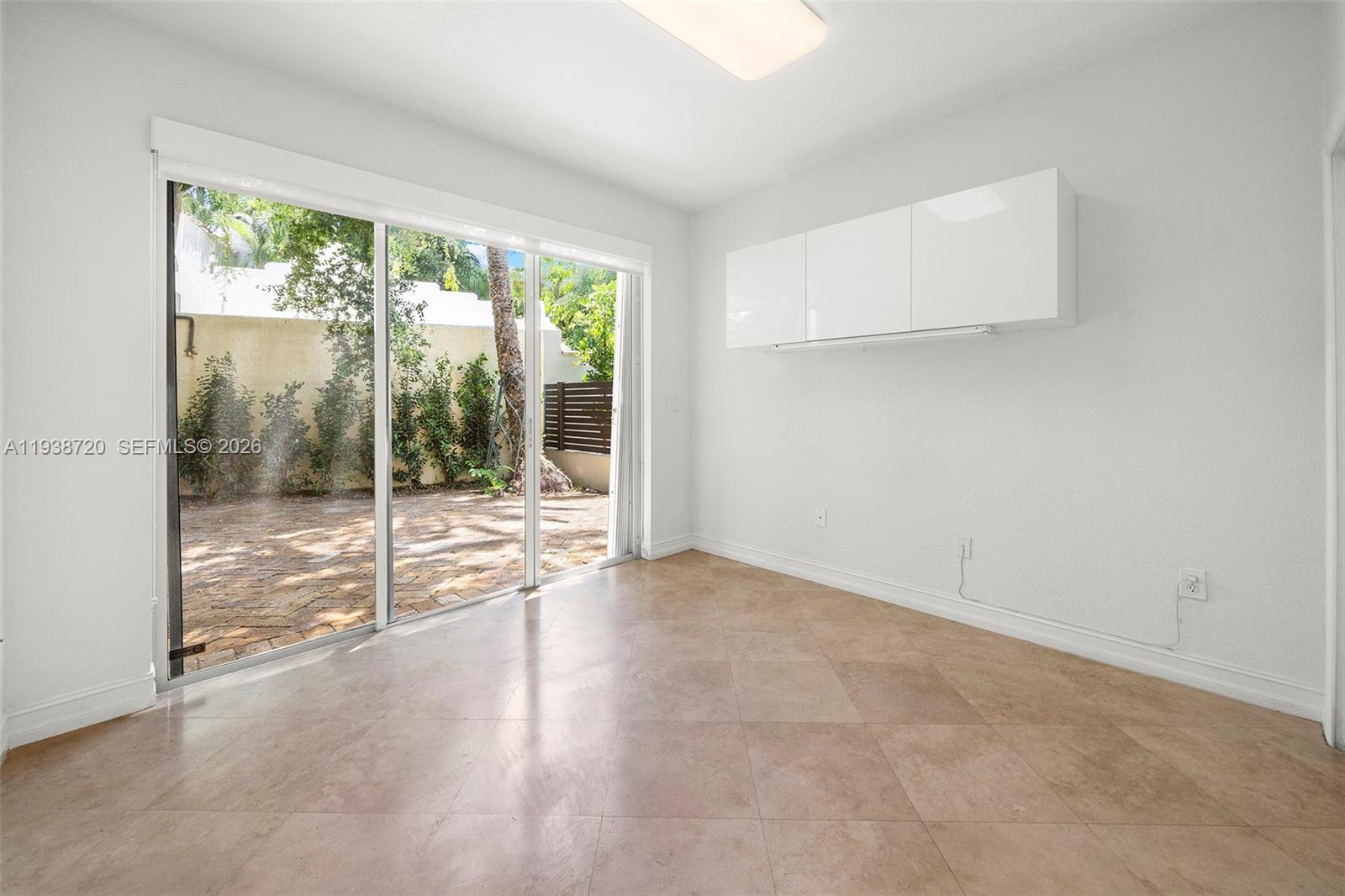 3211 Morris Ln Miami, FL 33133