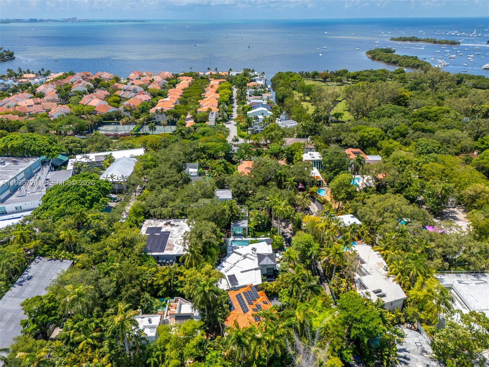 3211 Morris Ln Miami, FL 33133