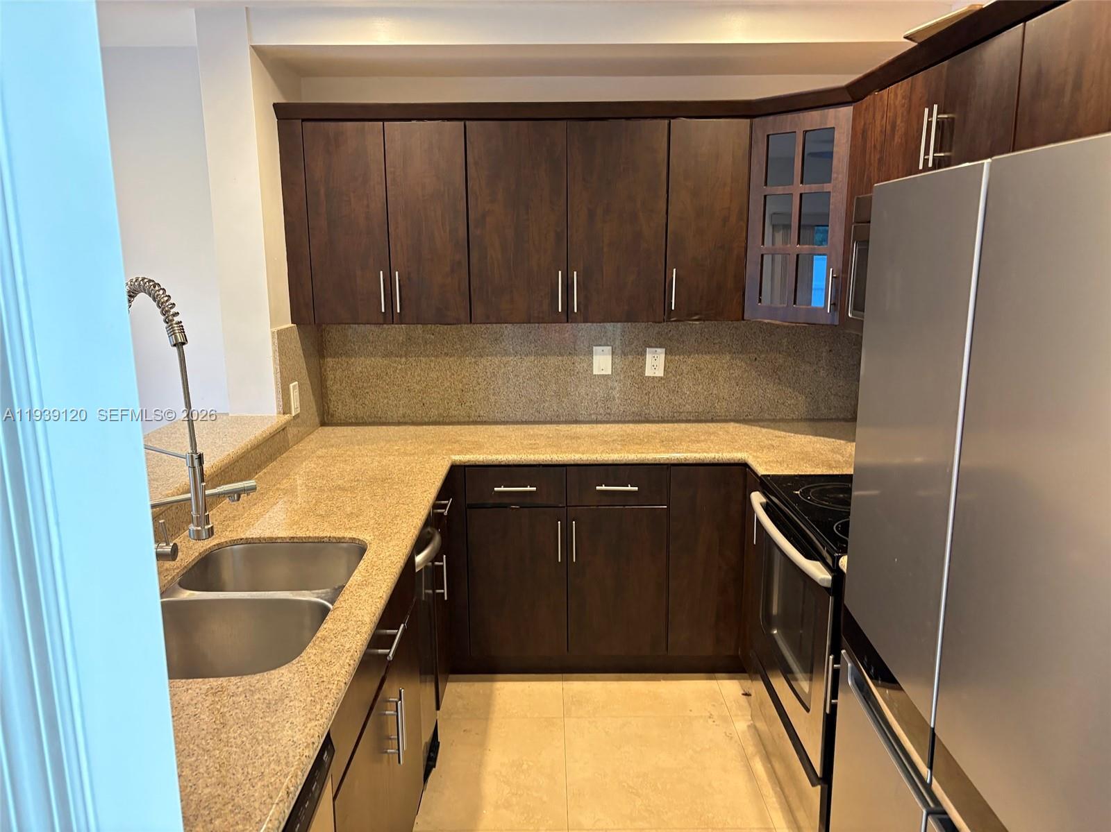 5555 SW Ludlam Rd #105 South Miami, FL 33155