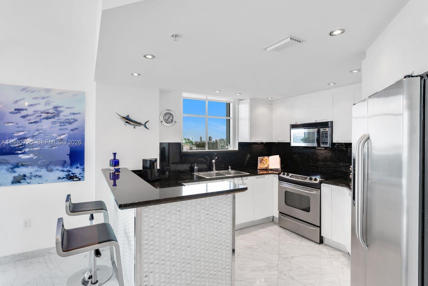 image The Bridgewater Condo8