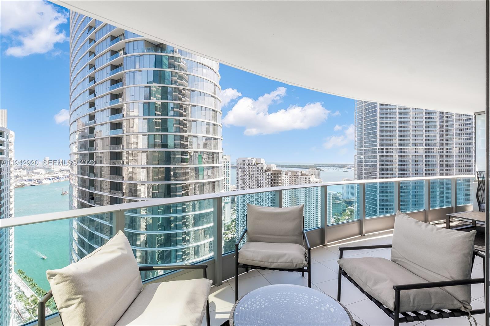 200 Biscayne Blvd Way #4101