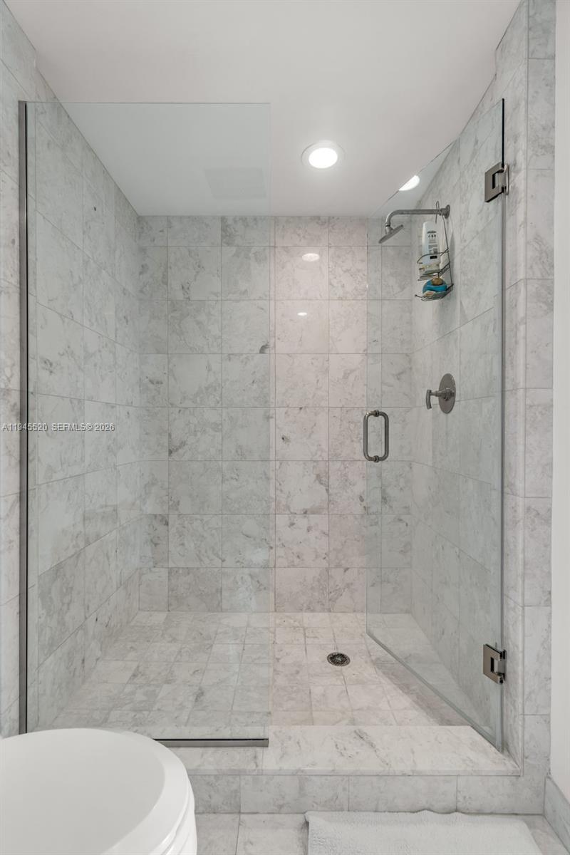 1331 Brickell Bay Dr #1007 Miami, FL 33131