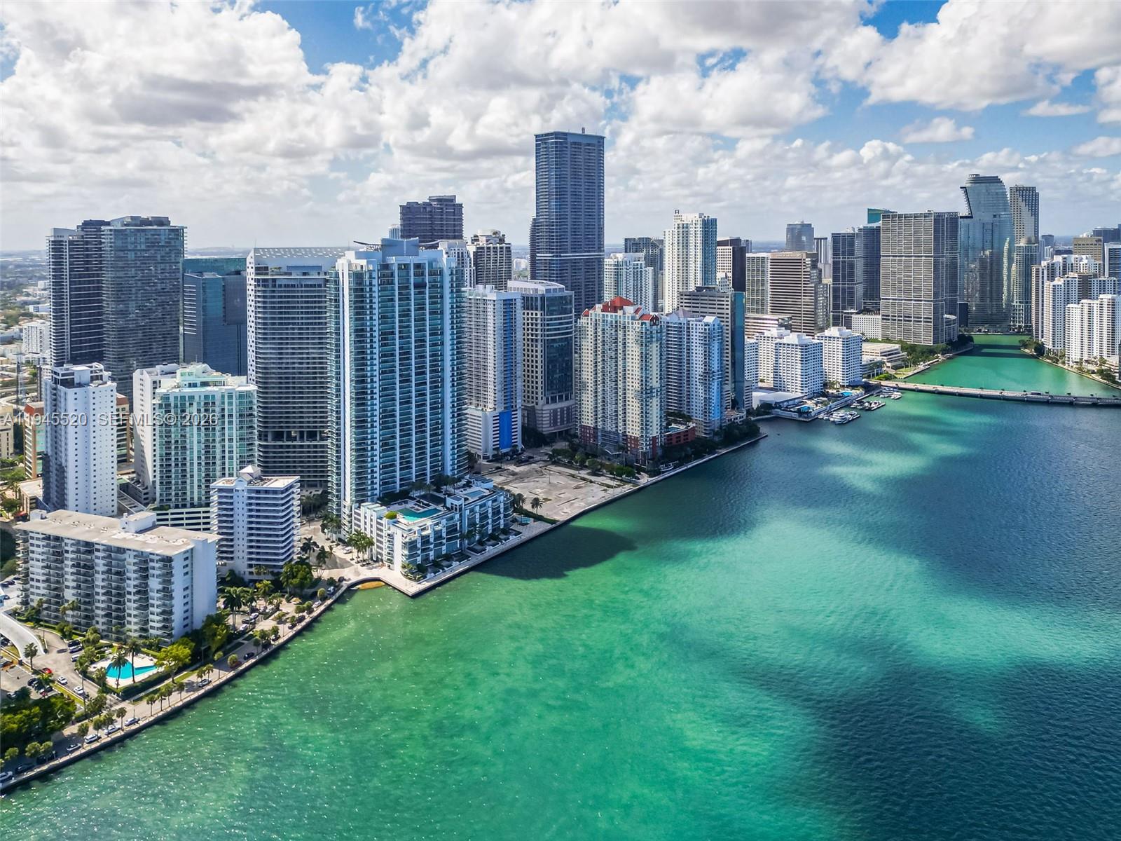 1331 Brickell Bay Dr #1007 Miami, FL 33131