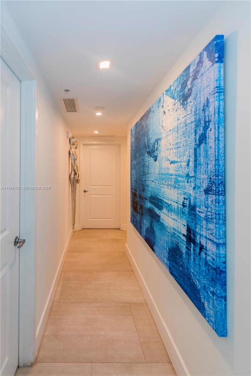 image 400 Sunny Isles17