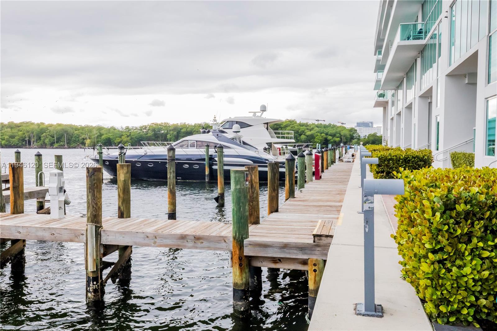 image 400 Sunny Isles33