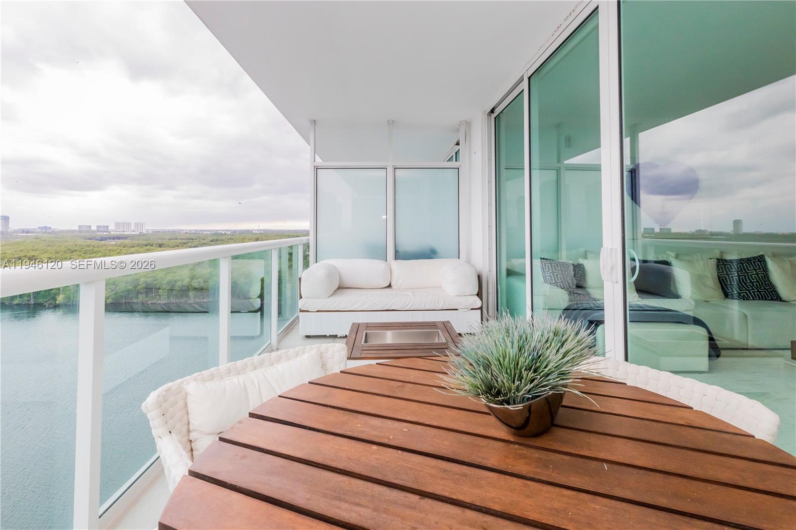 image 400 Sunny Isles8