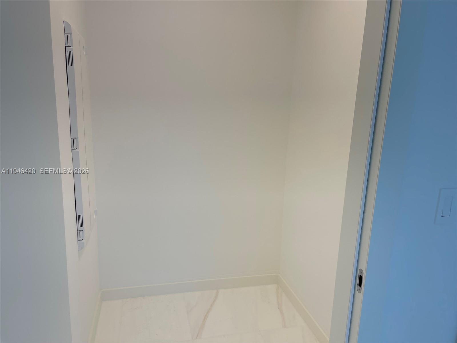 image Aston Martin Residences9