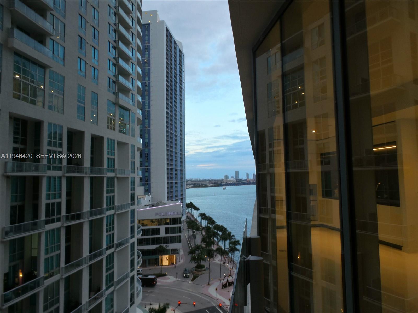 image Aston Martin Residences1