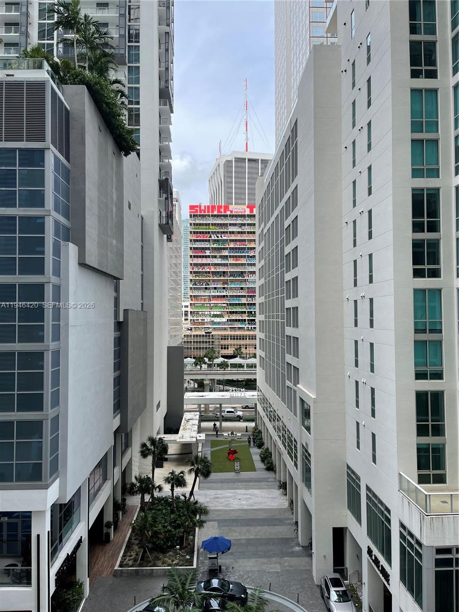 image Aston Martin Residences30