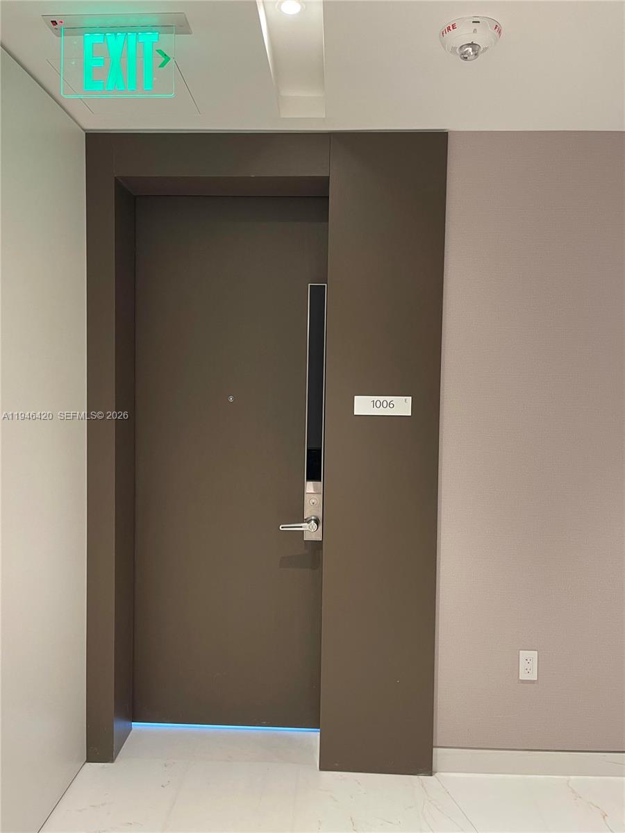 image Aston Martin Residences31