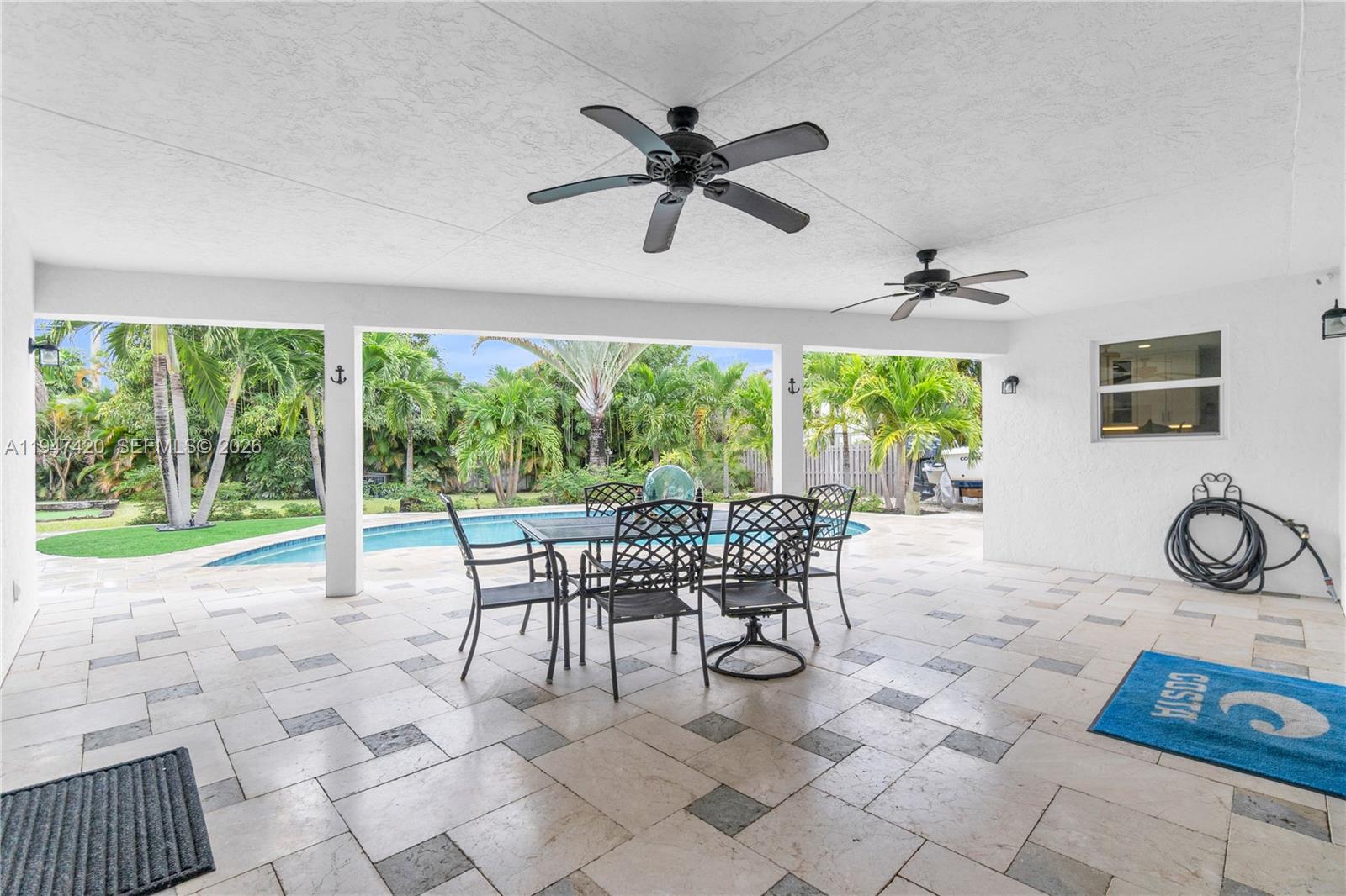 1405 SW 4th Ter Pompano Beach, FL 33060