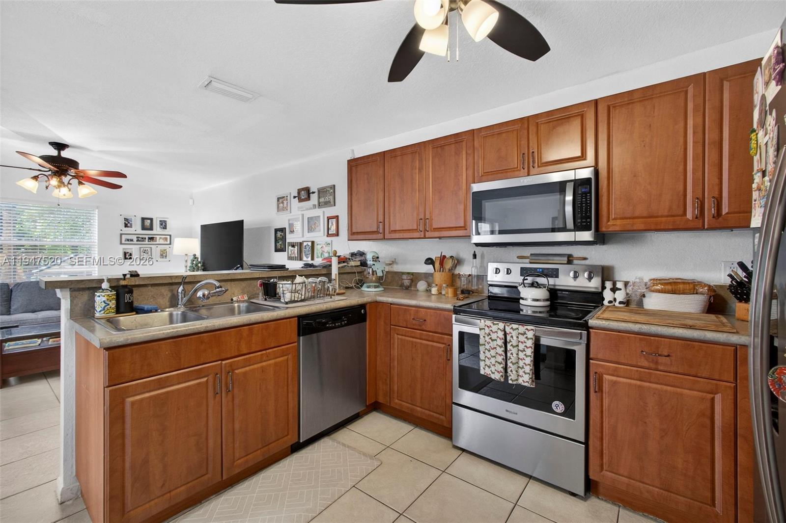 3342 Blue Fin Dr West Palm Beach, FL 33411