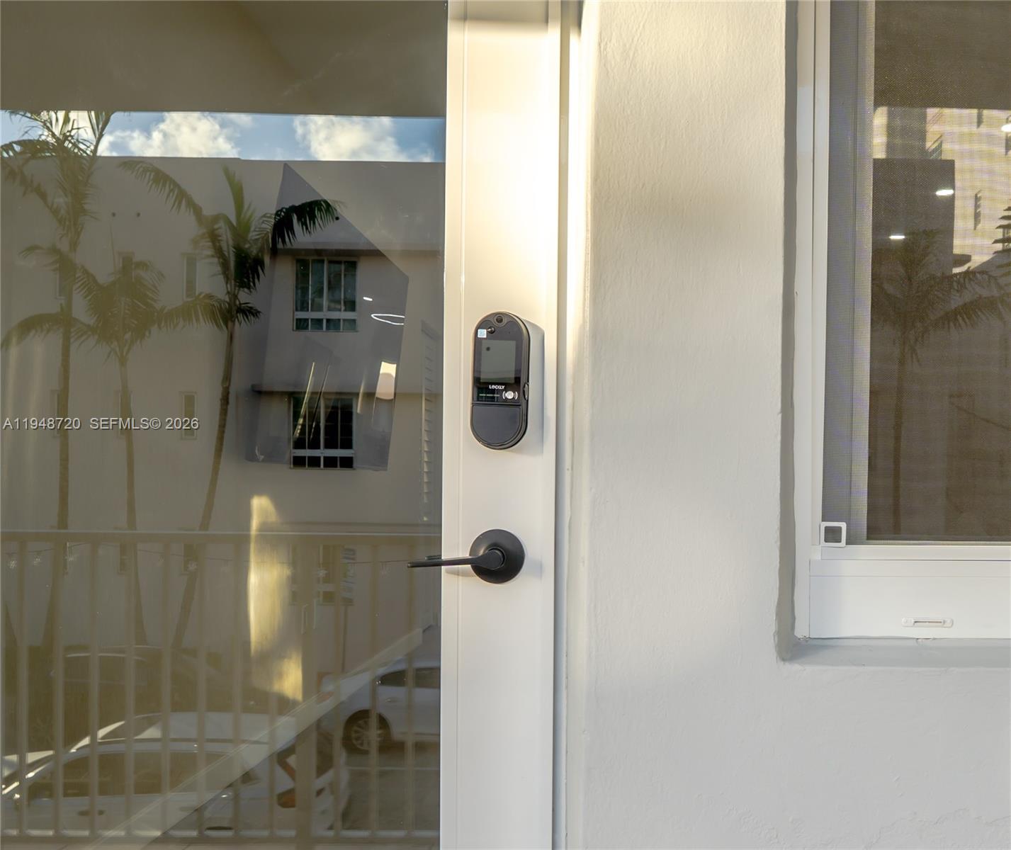 4201 Indian Crk Dr #9 Miami Beach, FL 33140