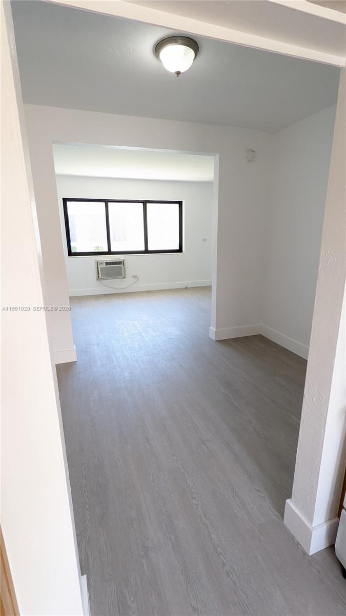 811 81st St #2 Miami Beach, FL 33141