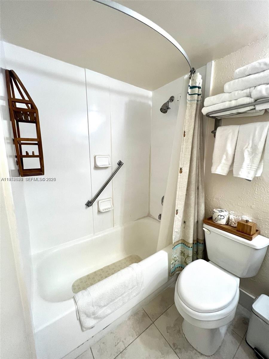 19201 Collins Ave #1102 Sunny Isles Beach, FL 33160