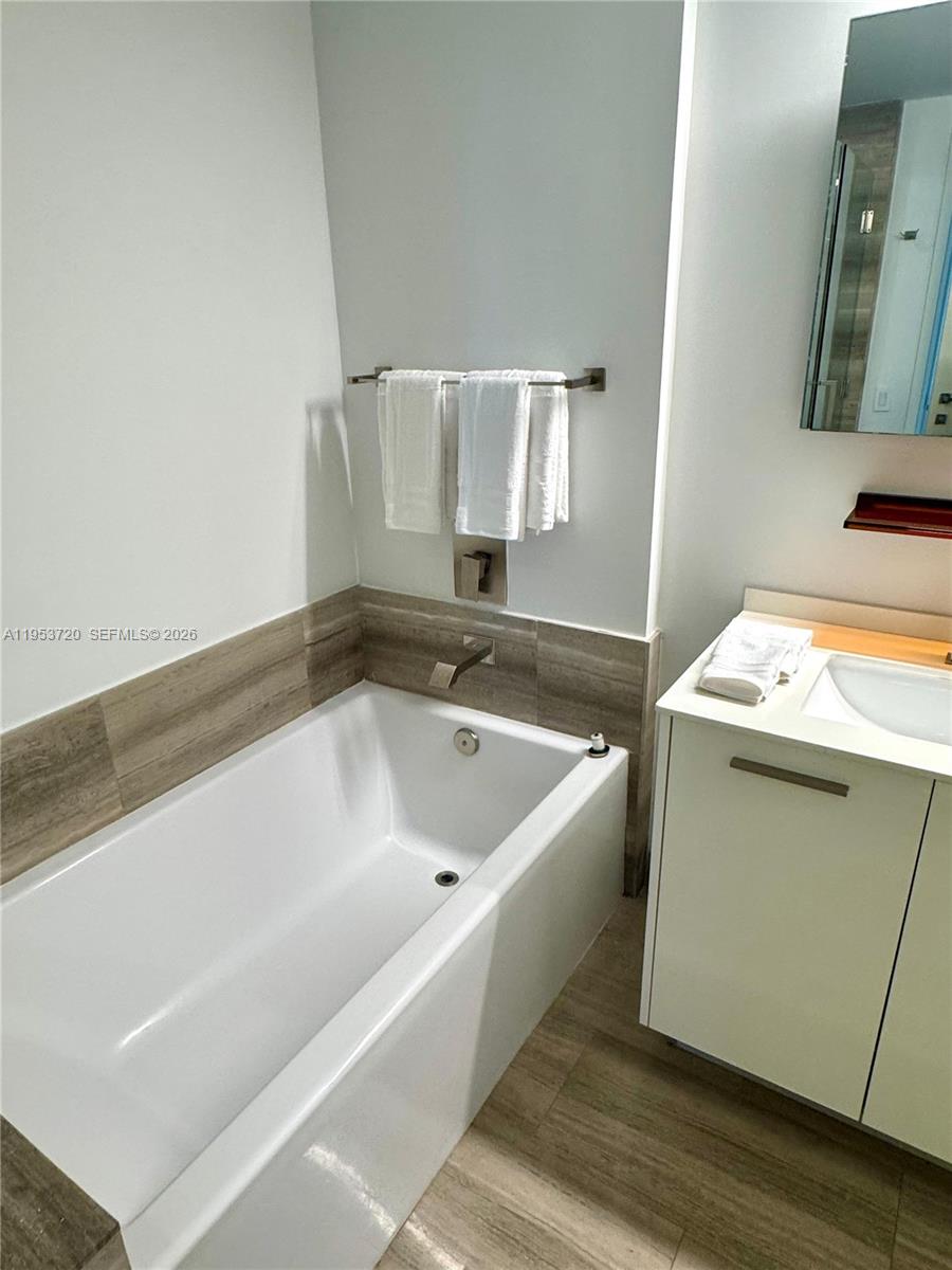 image Brickell House8