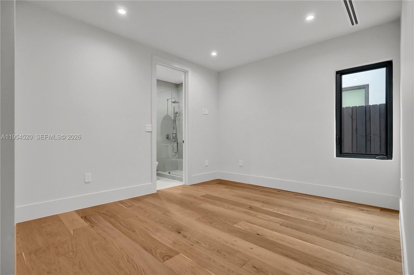 229 NW 42nd St Miami, FL 33127