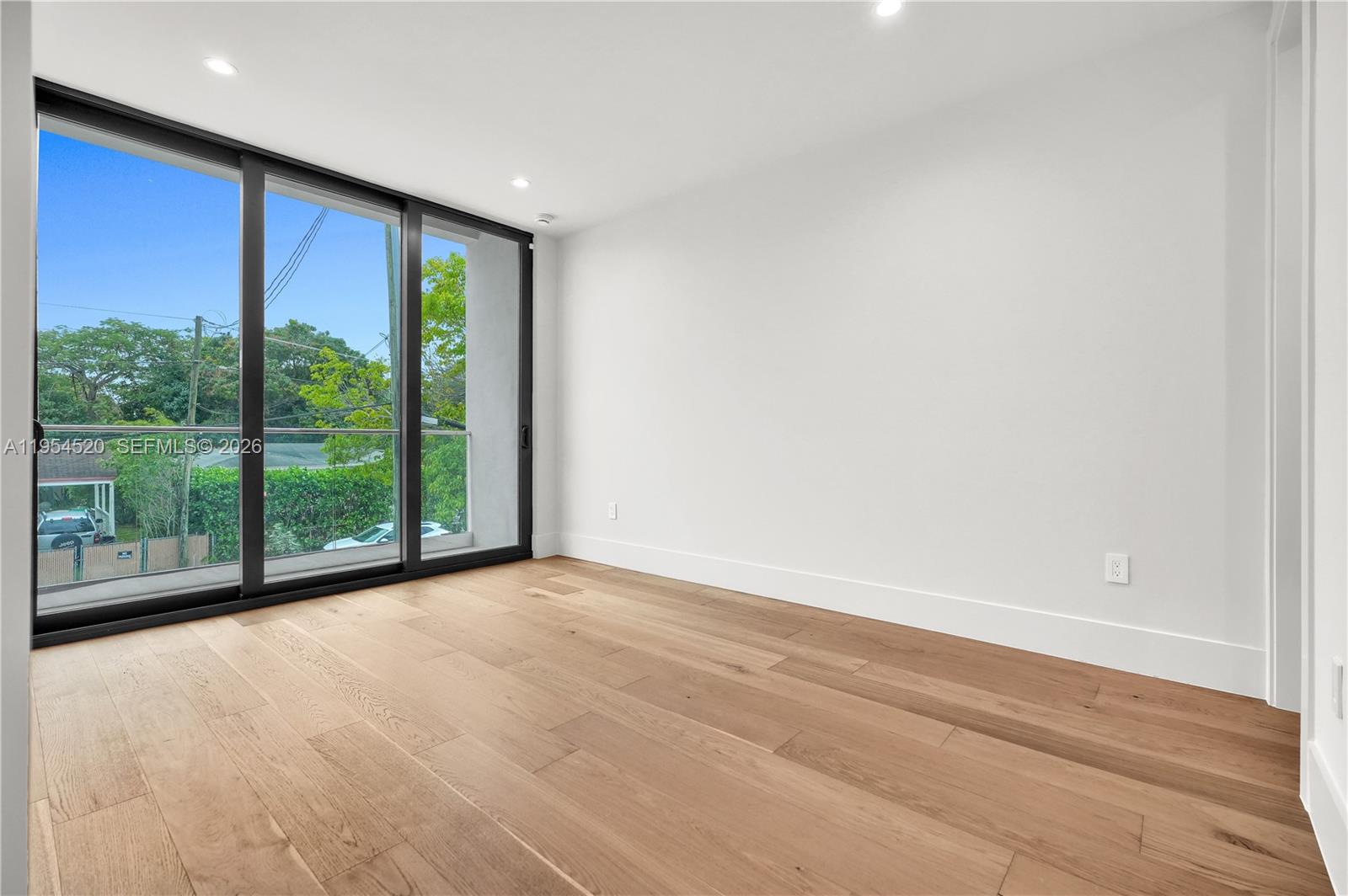 229 NW 42nd St Miami, FL 33127