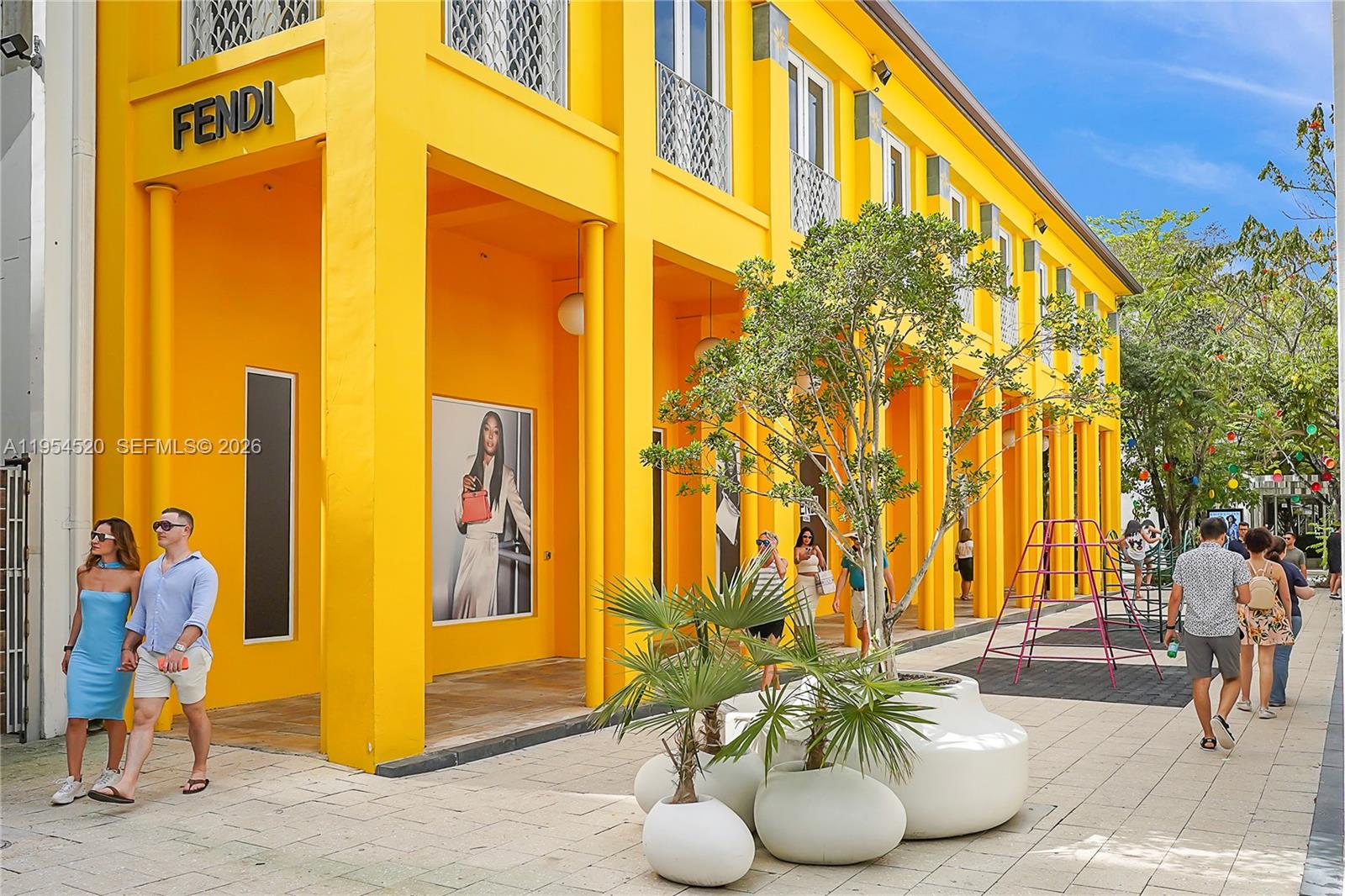 229 NW 42nd St Miami, FL 33127