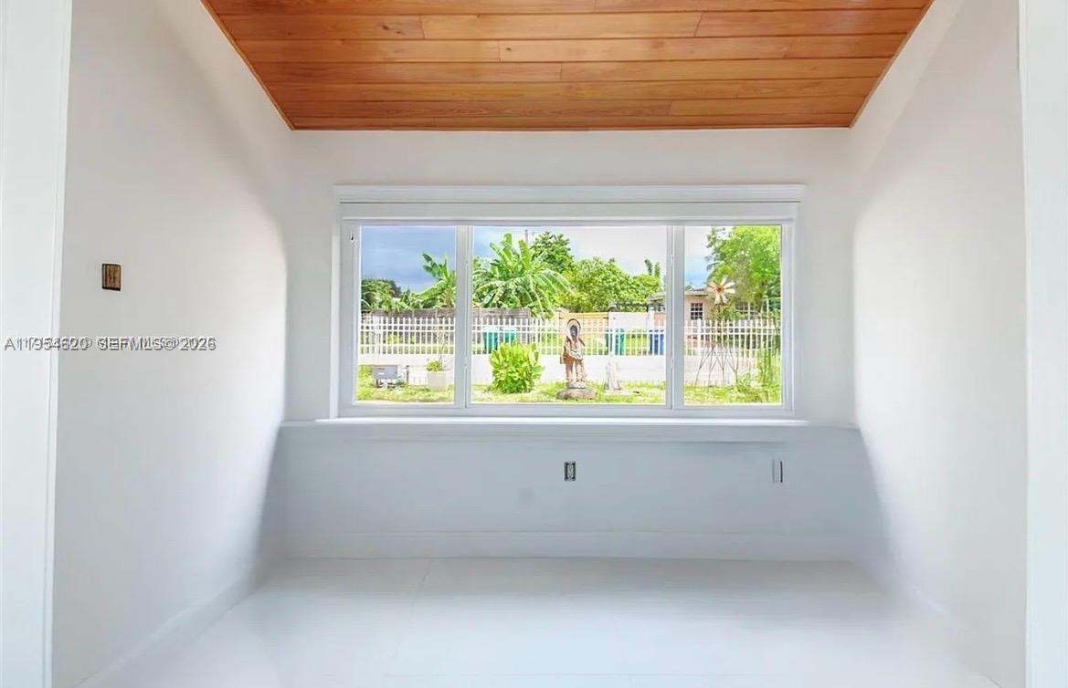 1470 SW 73rd Pl Miami, FL 33144