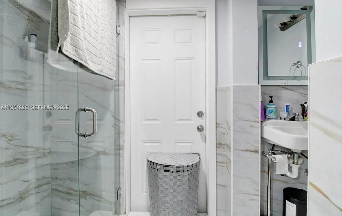 1470 SW 73rd Pl Miami, FL 33144