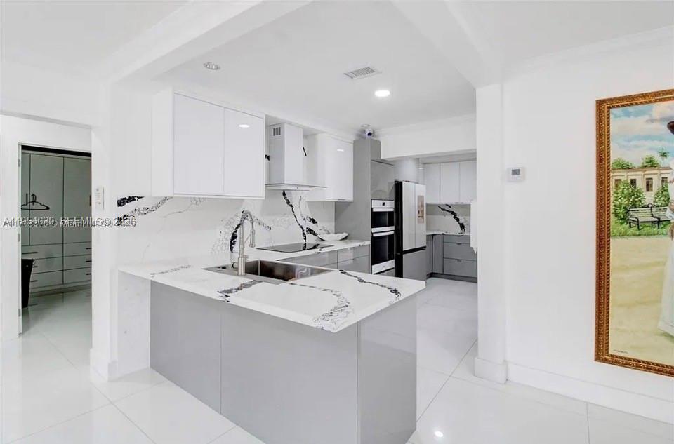 1470 SW 73rd Pl Miami, FL 33144