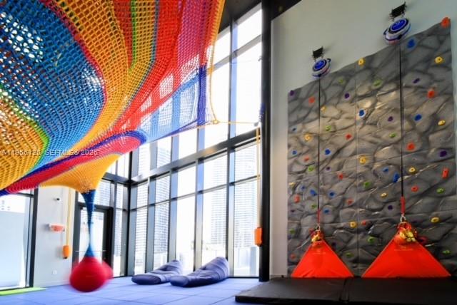 image 1010 Brickell15