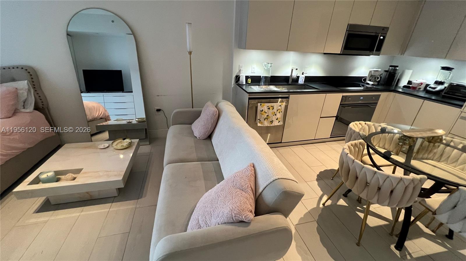 image 1010 Brickell4