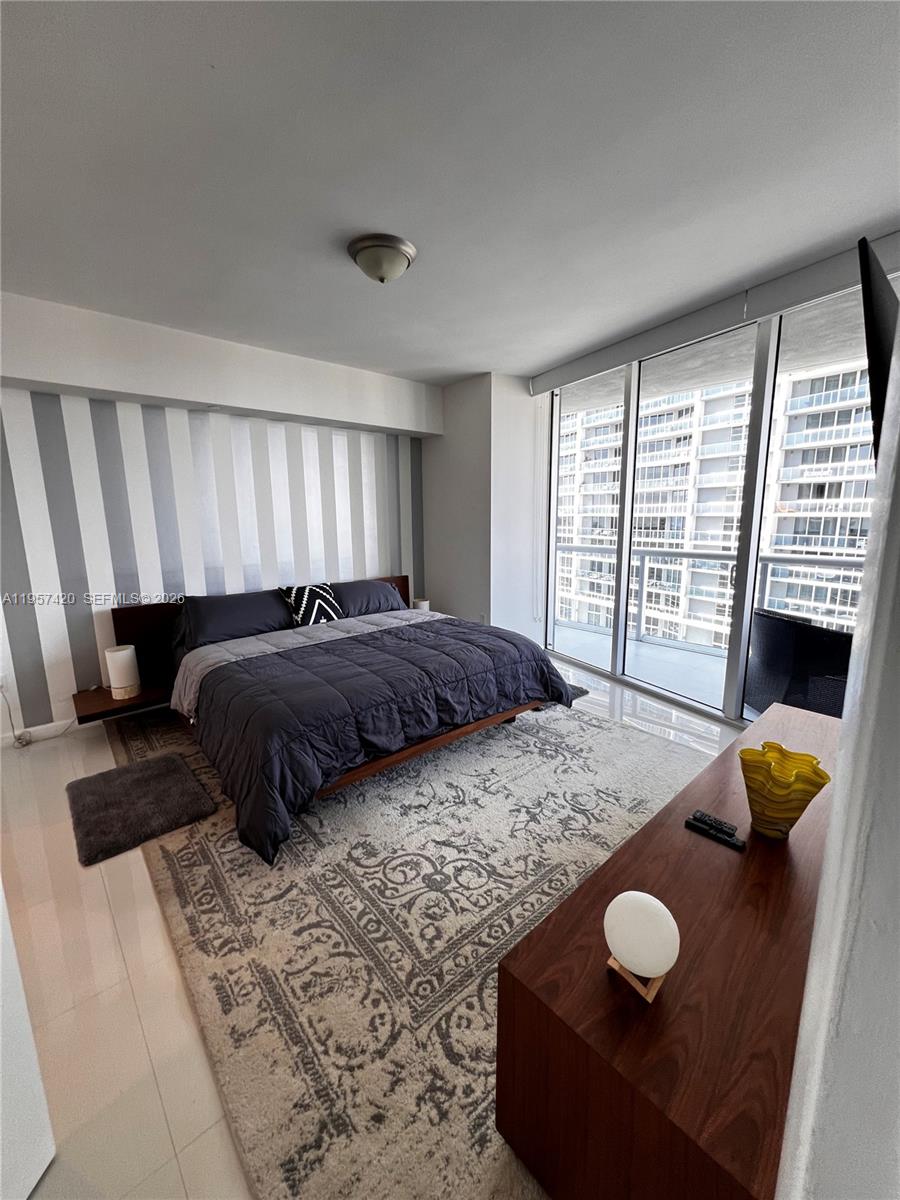 image Icon Brickell I25