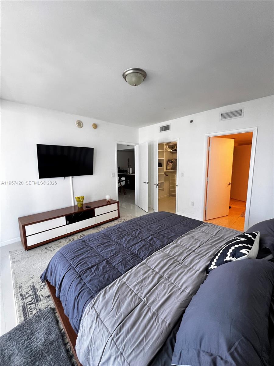 image Icon Brickell I26