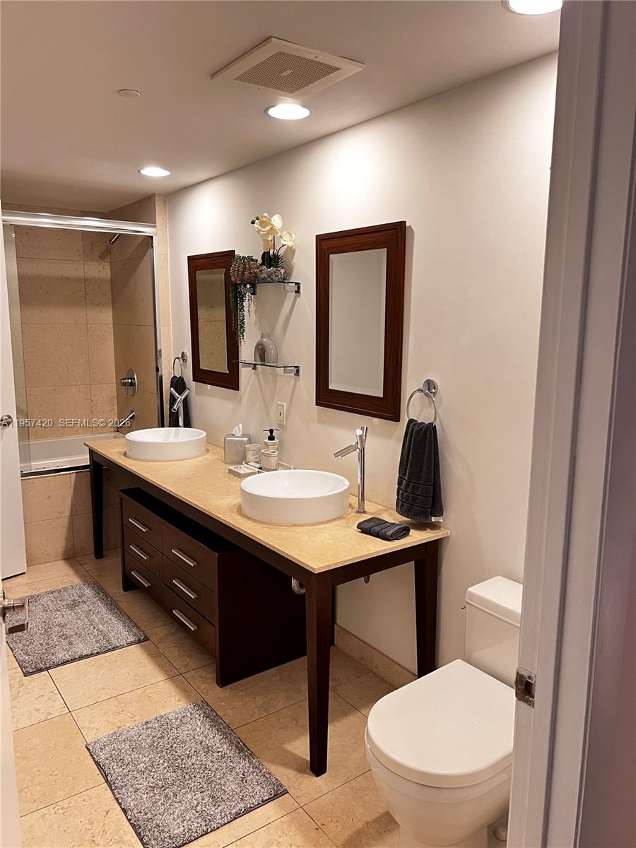 image Icon Brickell I29