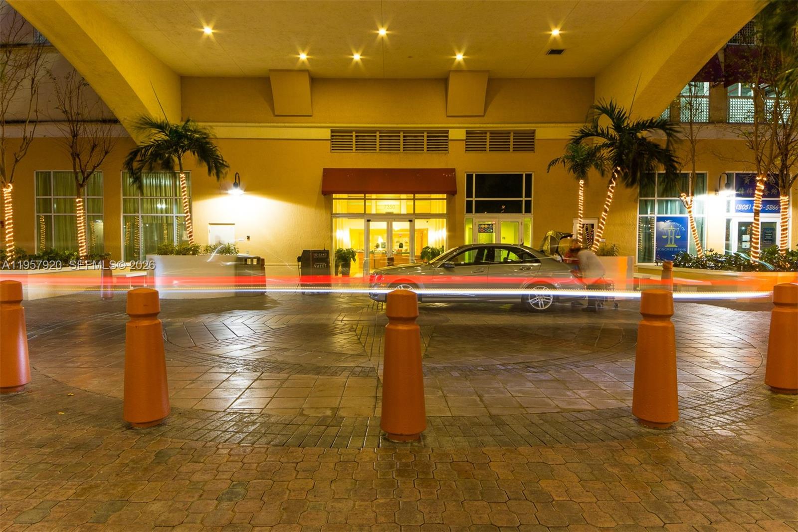 7350 SW 89th St #1203S Miami, FL 33156