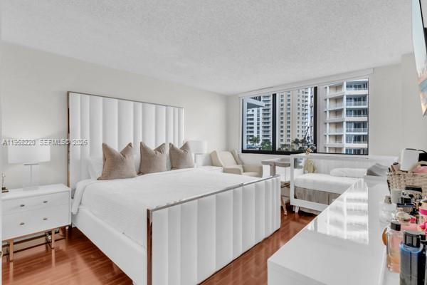 540 Brickell Key Dr #832 Miami, FL 33131