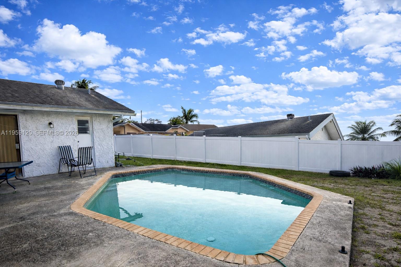 1411 SW 82nd Ave North Lauderdale, FL 33068