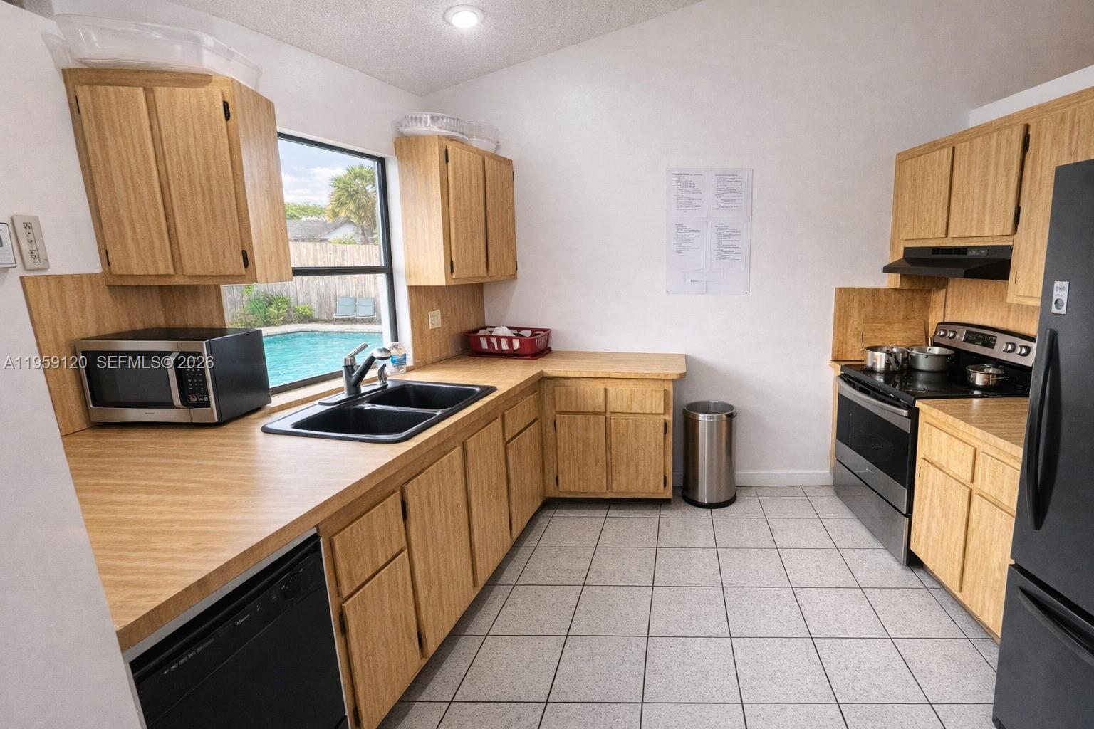 1411 SW 82nd Ave North Lauderdale, FL 33068