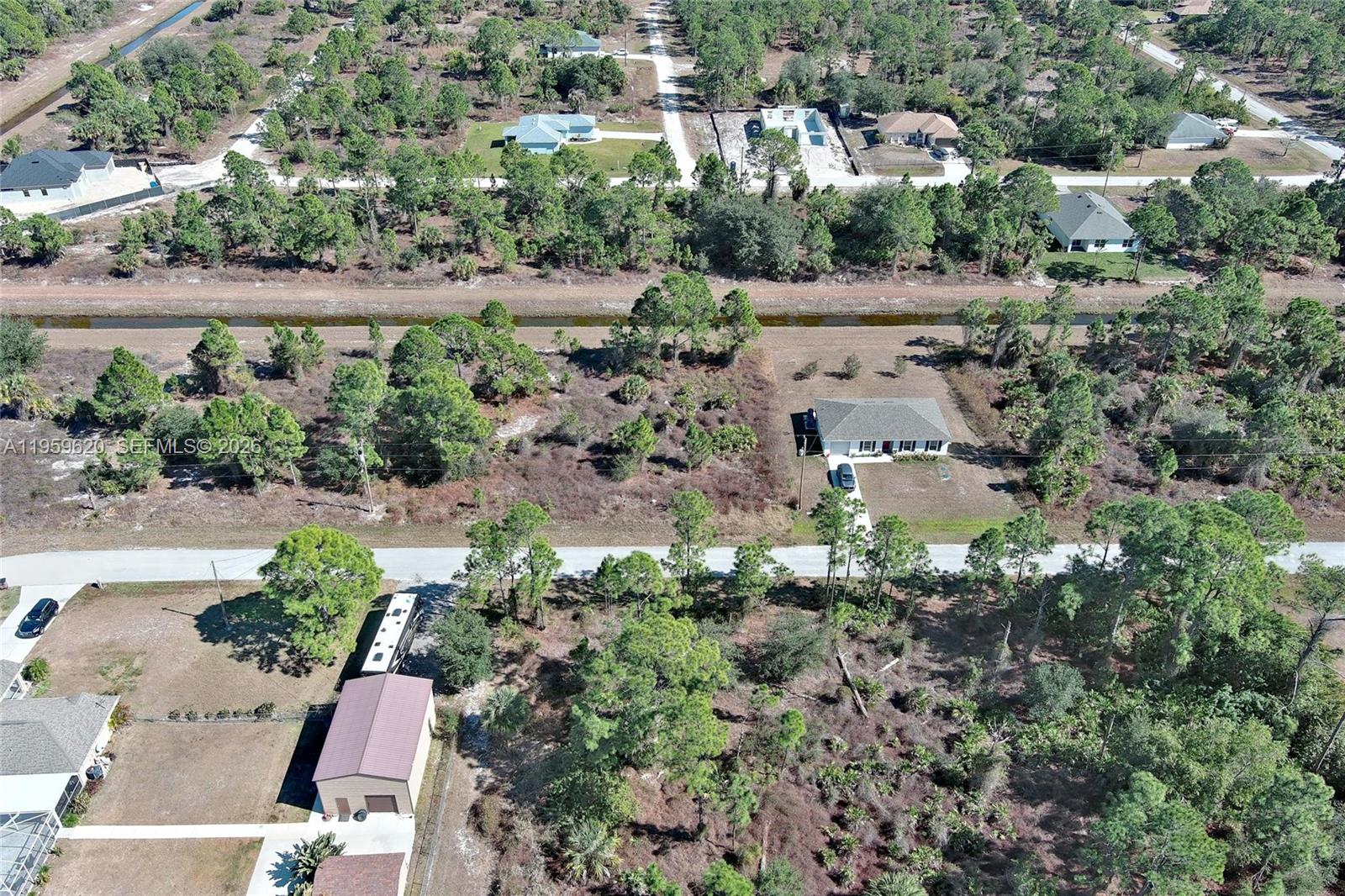 943 Foxdale Ave Lehigh Acres, FL 33974