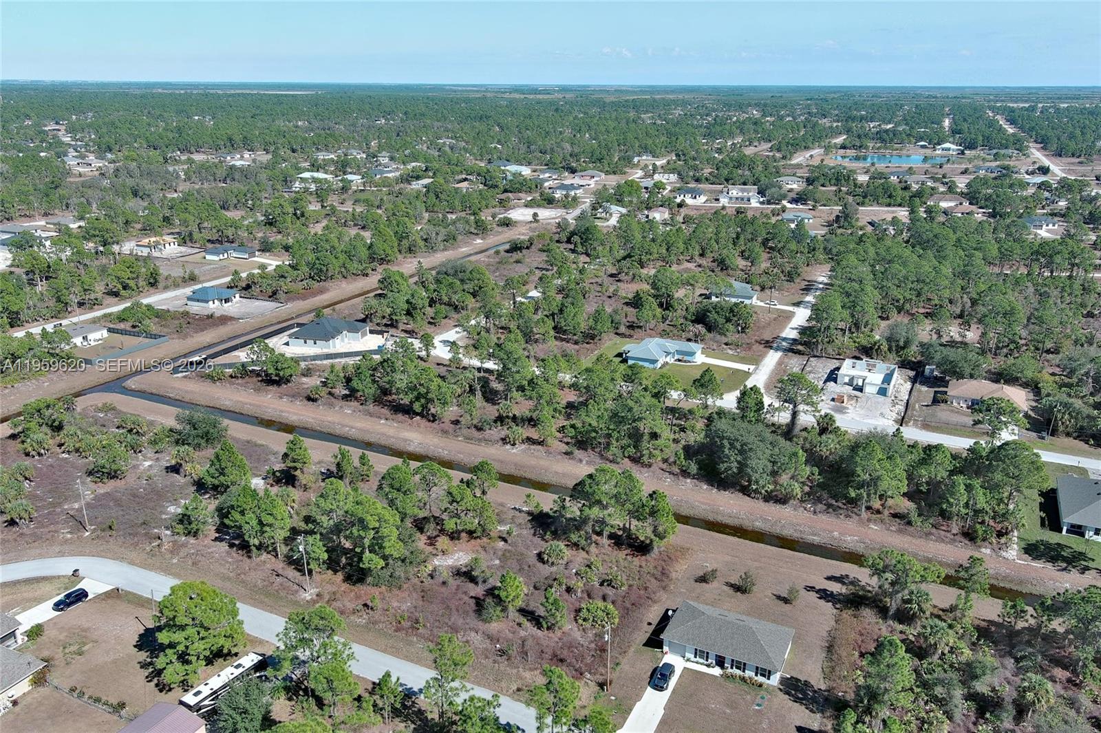 943 Foxdale Ave Lehigh Acres, FL 33974