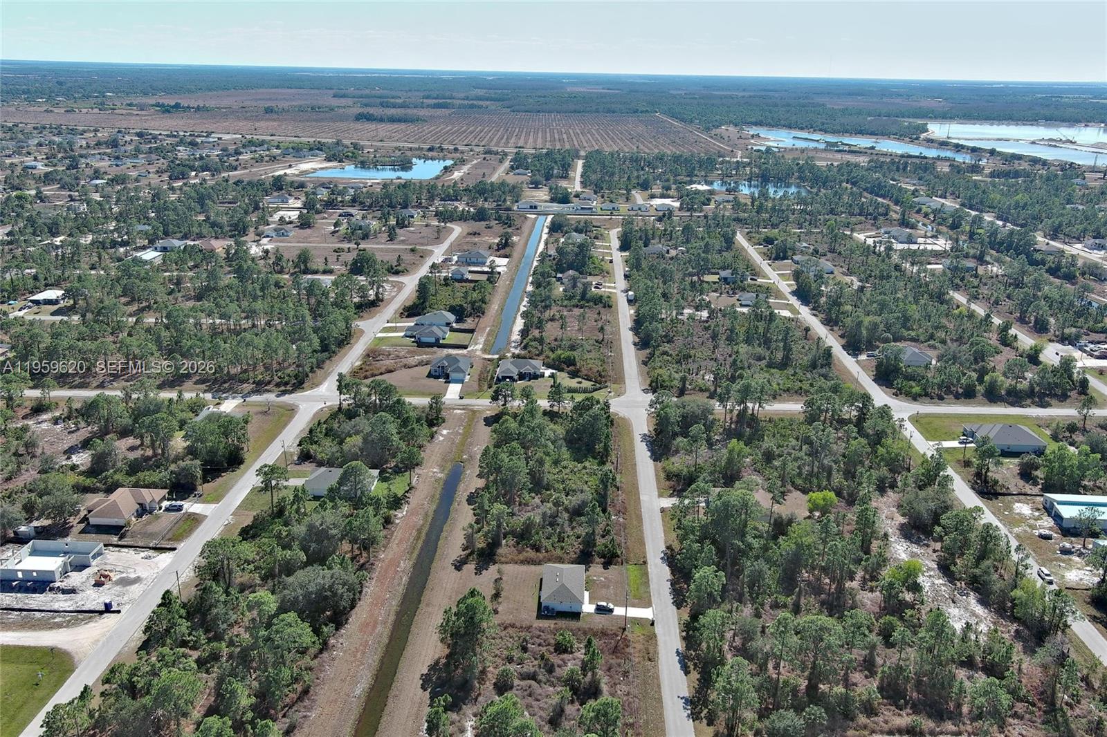 943 Foxdale Ave Lehigh Acres, FL 33974