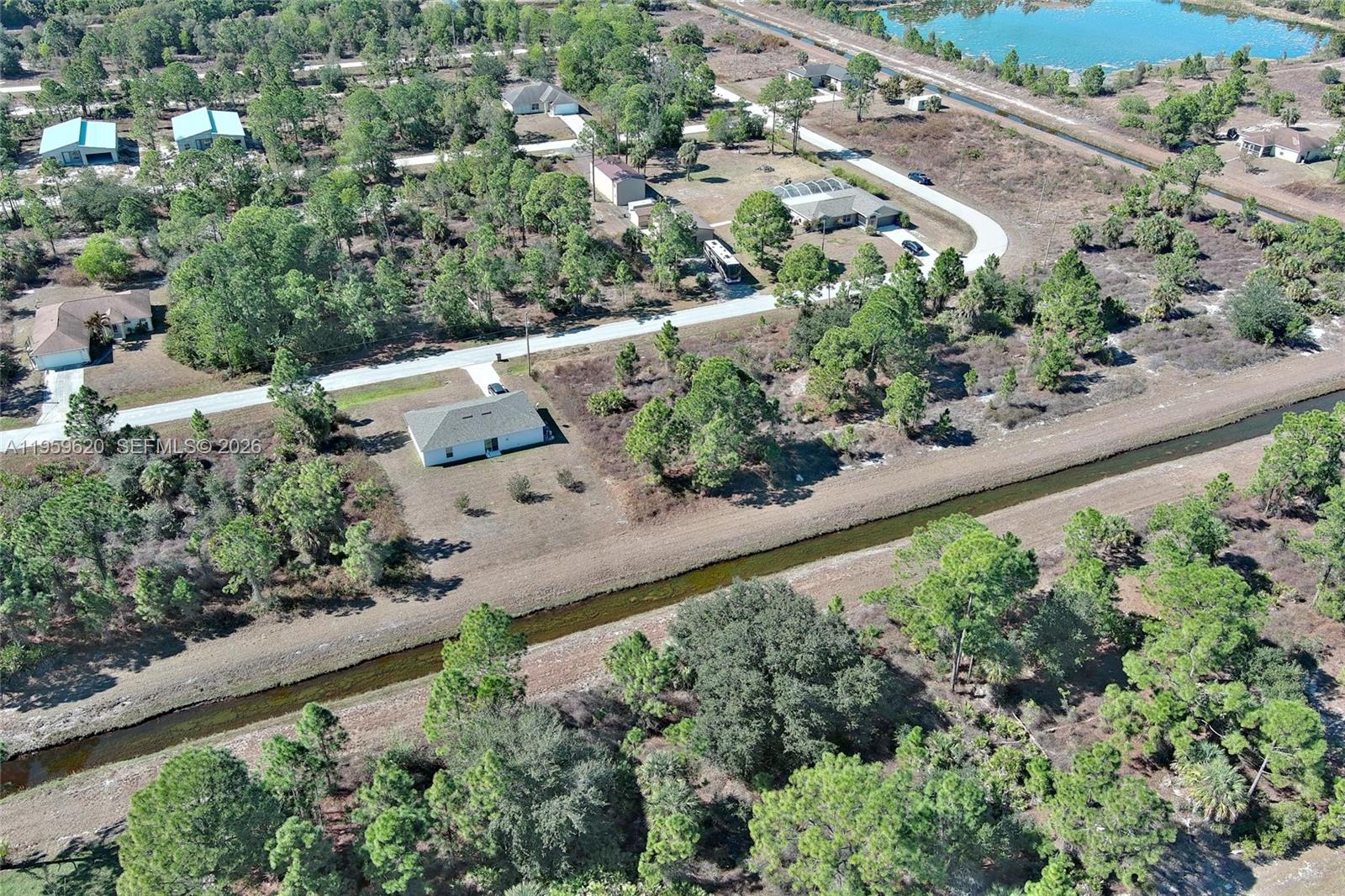 943 Foxdale Ave Lehigh Acres, FL 33974