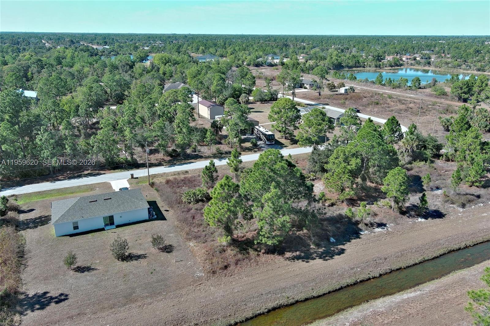 943 Foxdale Ave Lehigh Acres, FL 33974