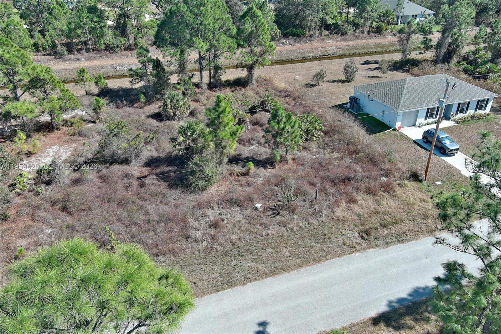 943 Foxdale Ave Lehigh Acres, FL 33974