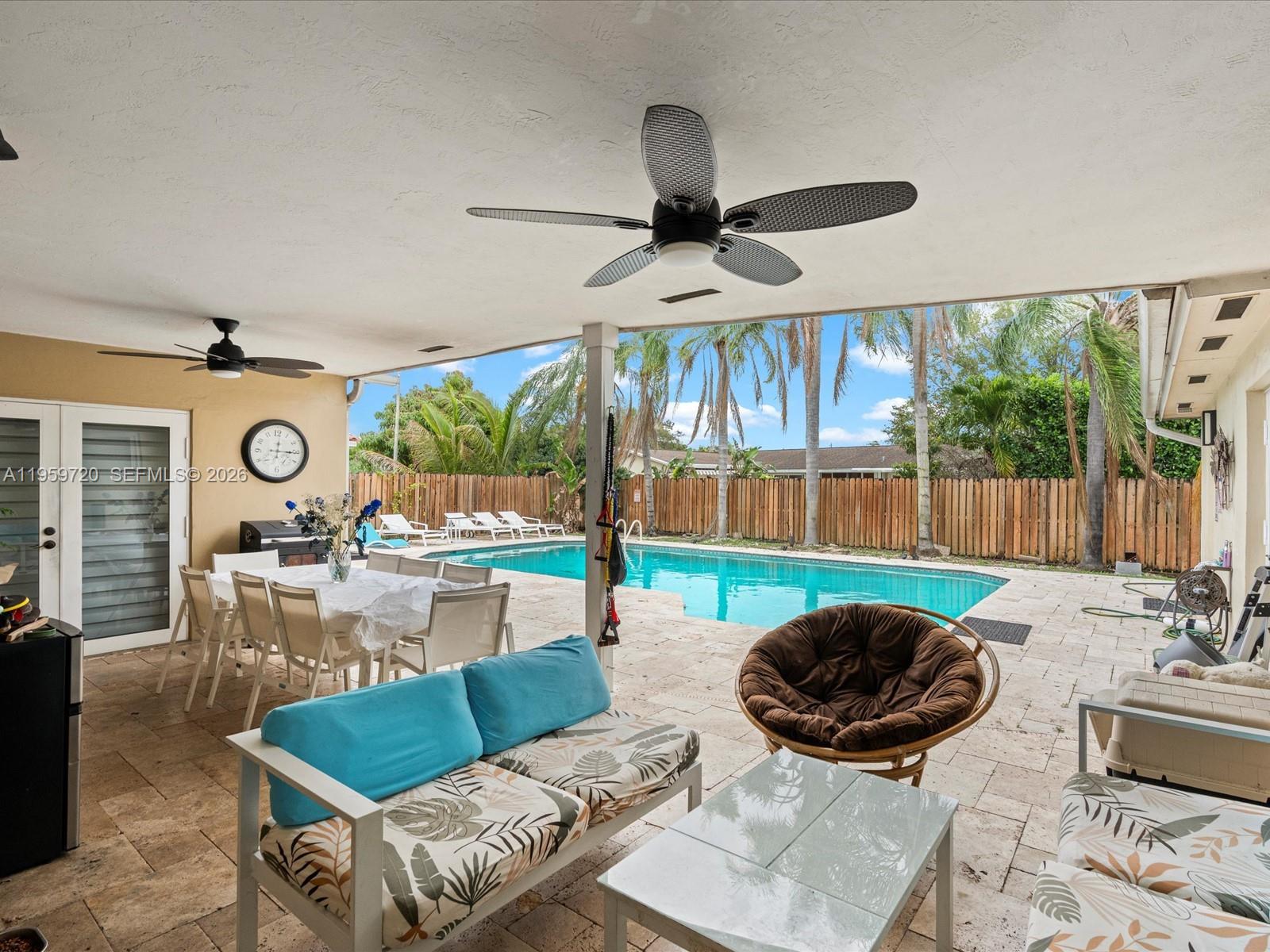 1113 N 46th Ter Hollywood, FL 33021