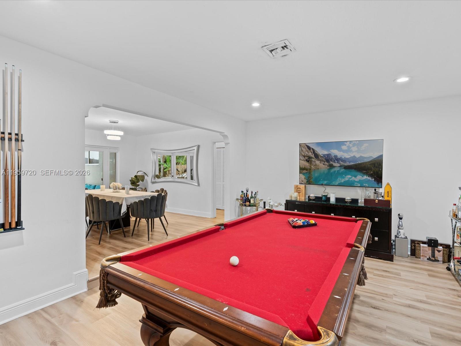 1113 N 46th Ter Hollywood, FL 33021